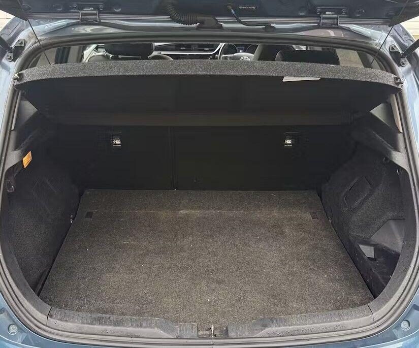 Used Toyota Auris 2015 for sale - 76883904: Photo 8