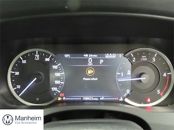 Used Jaguar XE 2019 for sale - 77935850: Photo