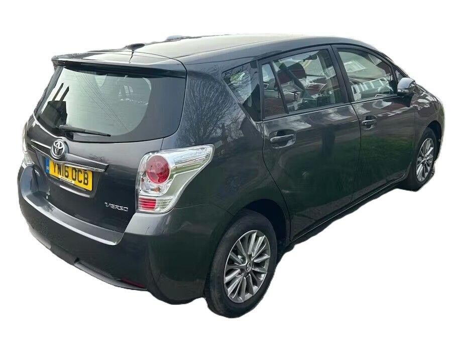 Used Toyota Verso 2016 for sale - 77844831: Photo 4