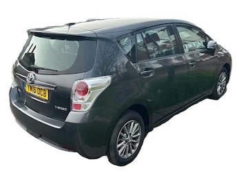 Used Toyota Verso 2016 for sale - 77844831: Photo