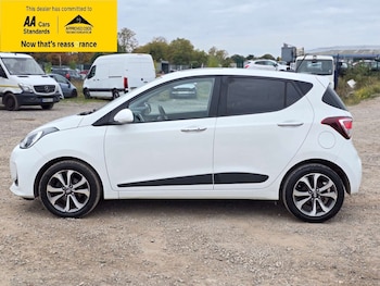 Used Hyundai i10 2018 for sale - 79330779: Photo