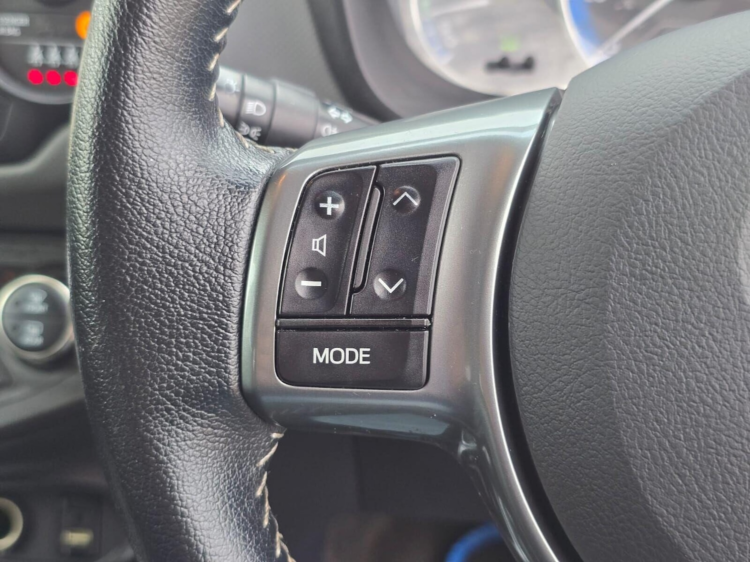 Used Toyota Yaris 2015 for sale - 76133766: Photo 27