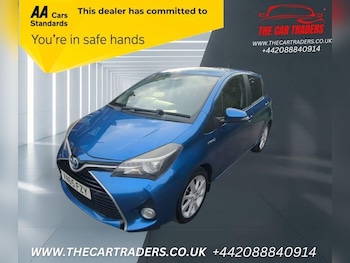 Used Toyota Yaris 2015 for sale - 76133766: Photo 2