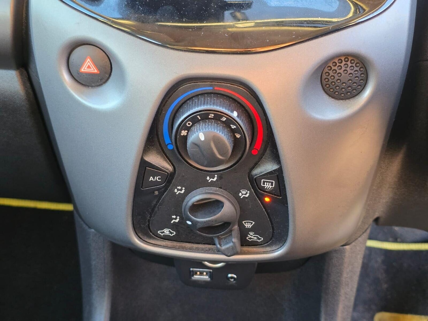 Used Toyota AYGO 2020 for sale - 76697460: Photo 26