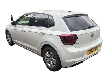 Used Volkswagen Polo 2019 for sale - 78015910: Photo