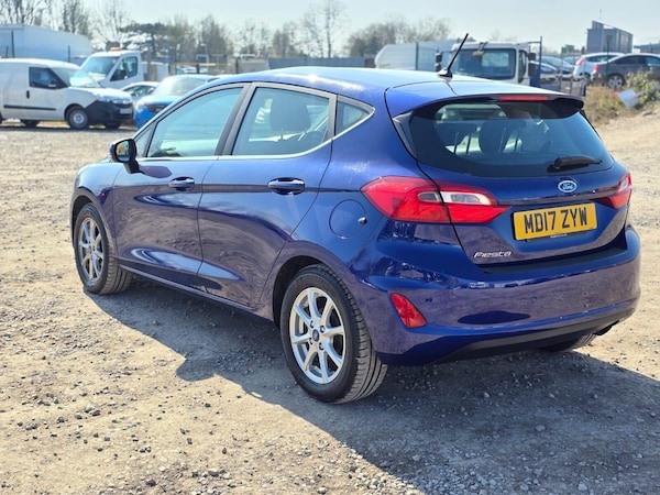 Used Ford Fiesta 2017 for sale - 75425712: Photo 4