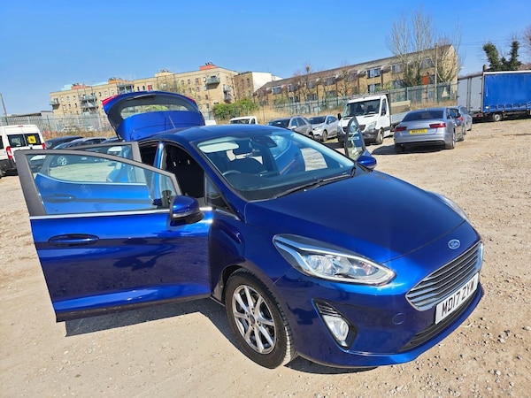Used Ford Fiesta 2017 for sale - 75425712: Photo 6