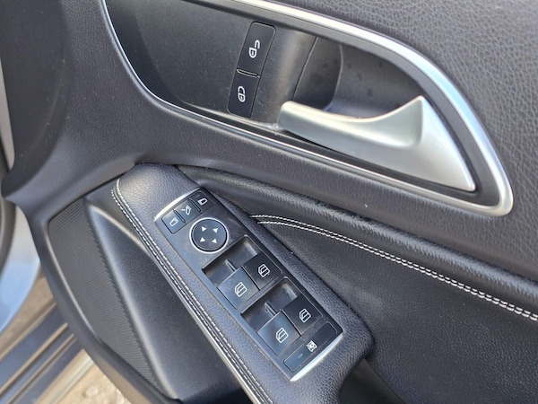 Used Mercedes-Benz A-Class 2017 for sale - 75712230: Photo 26
