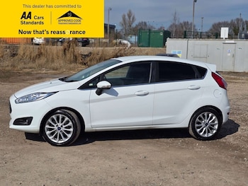 Used Ford Fiesta 2017 for sale - 79197725: Photo