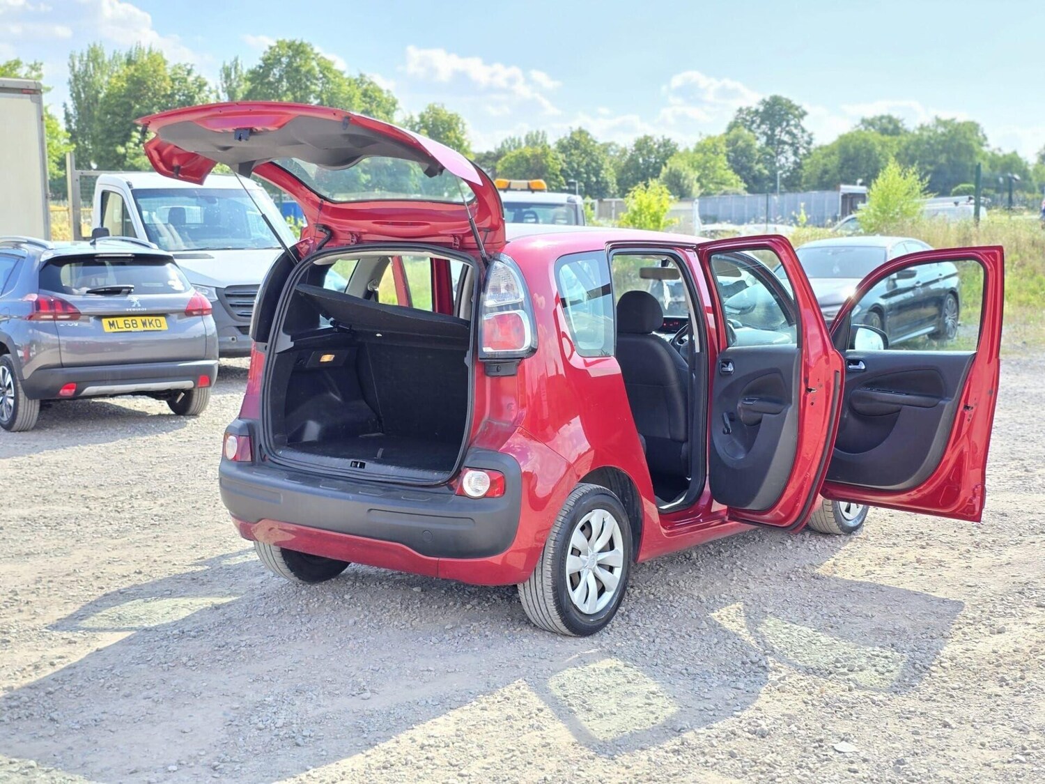 Used Citroen C3 Picasso 2013 for sale - 77520433: Photo 41