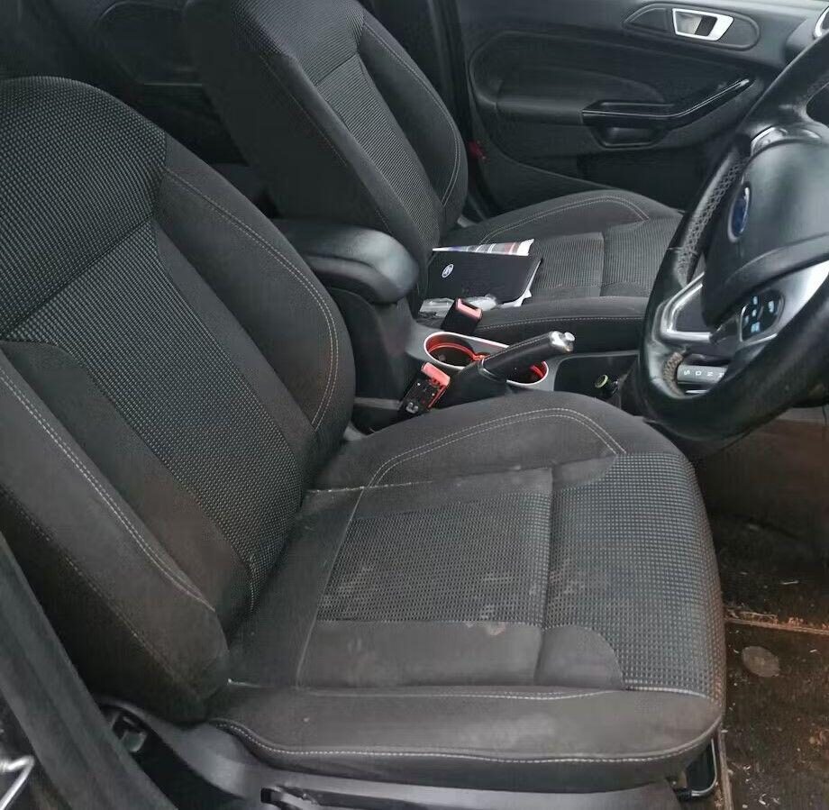 Used Ford Fiesta 2017 for sale - 76883902: Photo 6