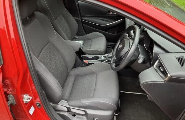 Used Toyota Corolla 2020 for sale - 76317274: Photo 6