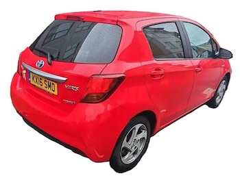 Used Toyota Yaris 2016 for sale - 77282613: Photo