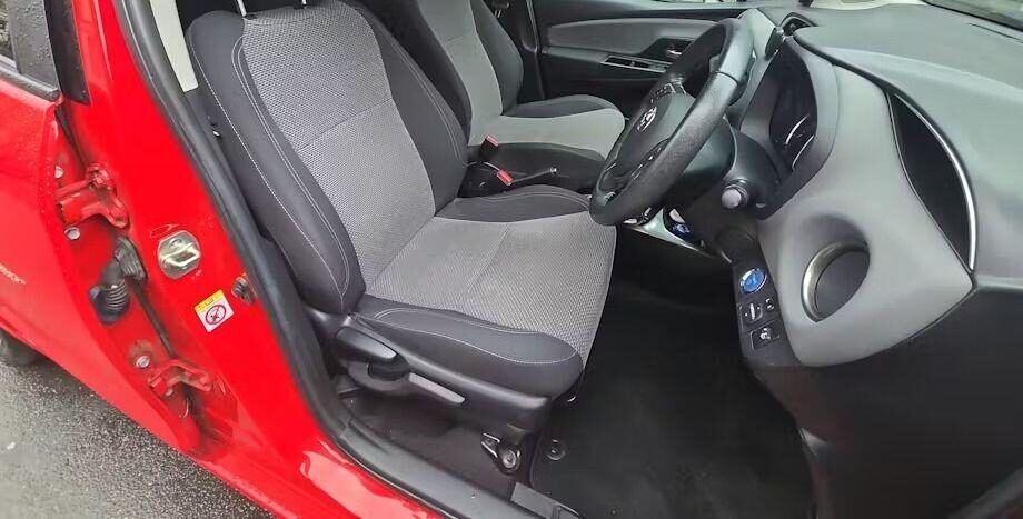 Used Toyota Yaris 2016 for sale - 77282613: Photo 6