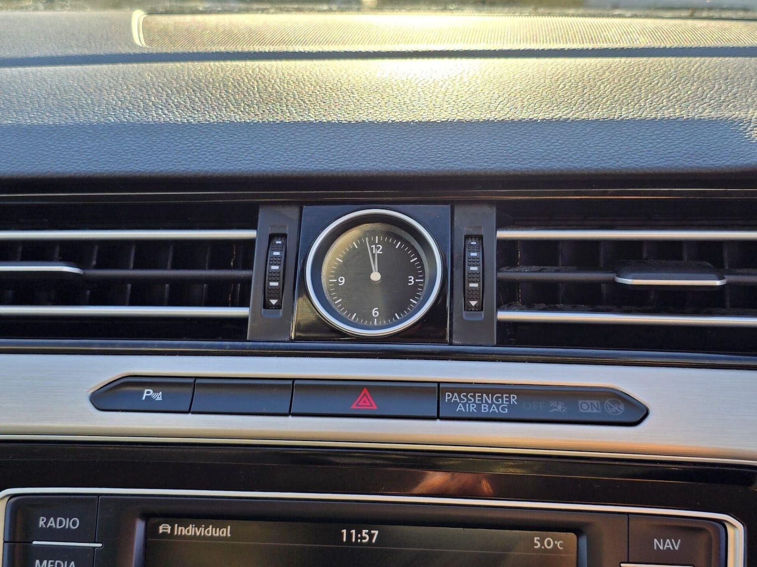 Used Volkswagen Passat 2016 for sale - 76972521: Photo 62