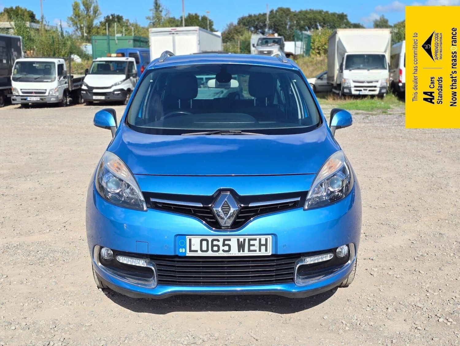 Used Renault Grand Scenic 2015 for sale - 76037339: Photo 2