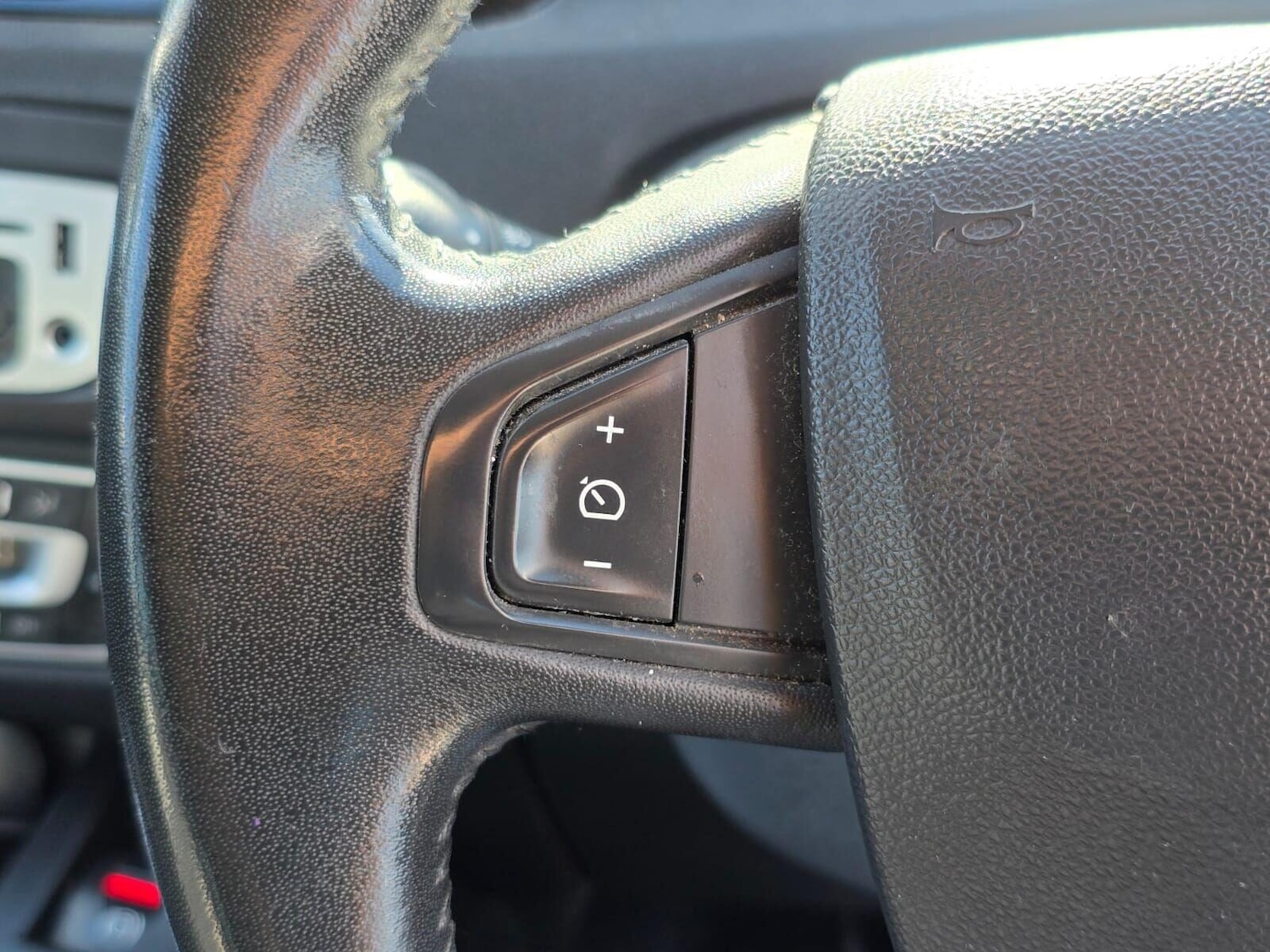 Used Renault Grand Scenic 2015 for sale - 76037339: Photo 24