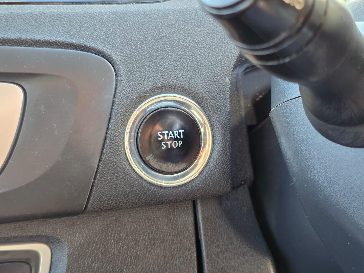 Used Renault Grand Scenic 2015 for sale - 76037339: Photo 25