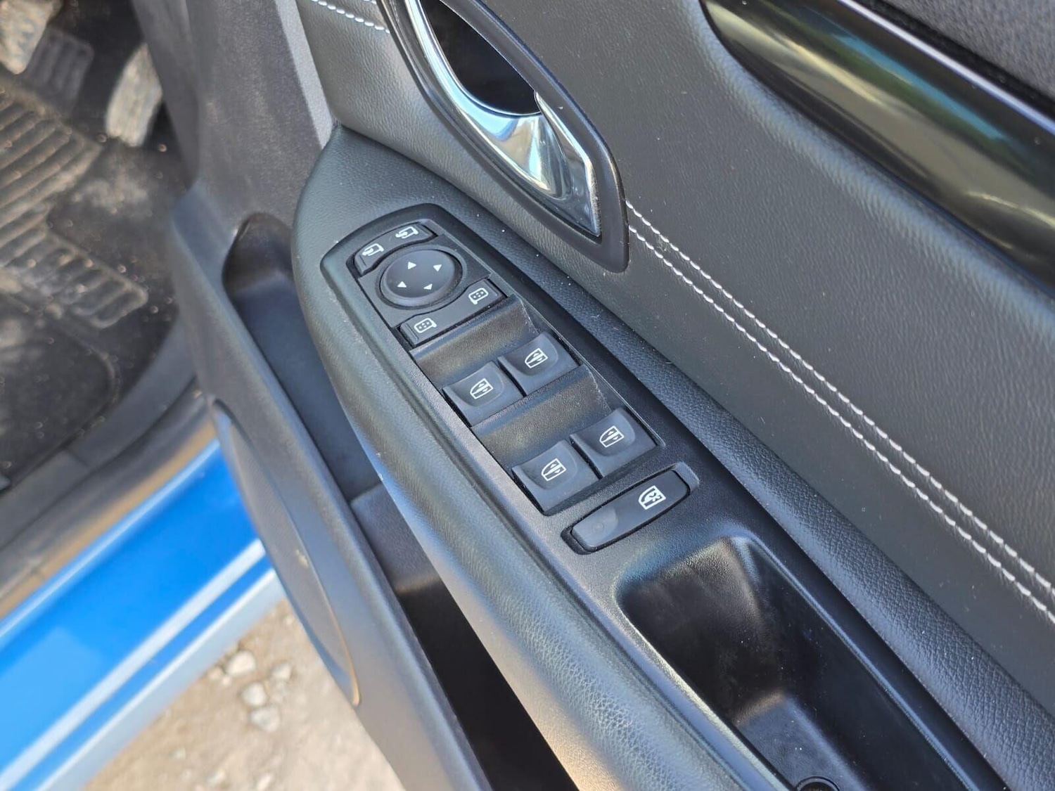 Used Renault Grand Scenic 2015 for sale - 76037339: Photo 56