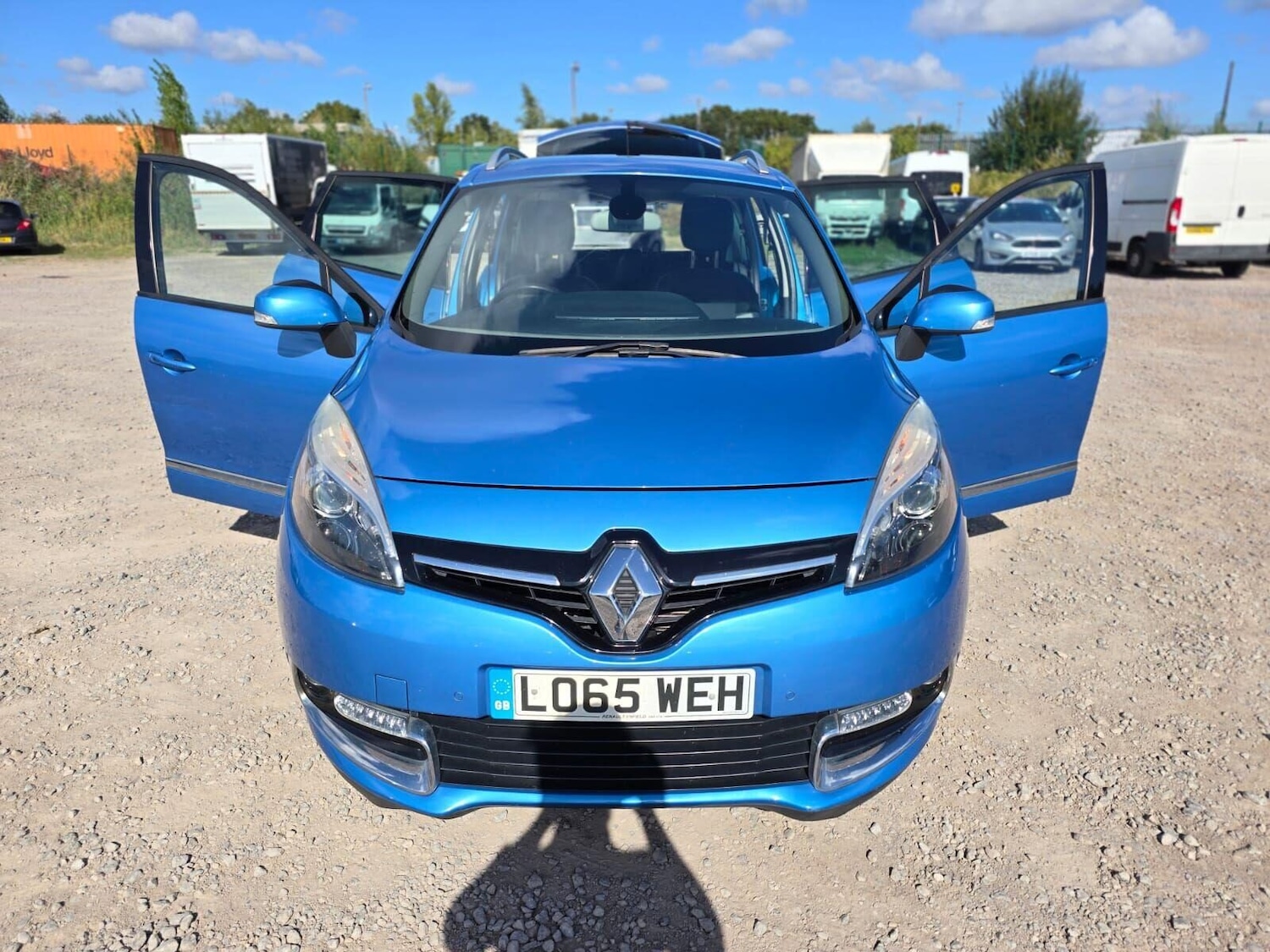 Used Renault Grand Scenic 2015 for sale - 76037339: Photo 8