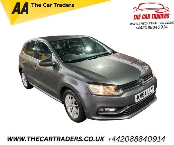 Used Volkswagen Polo 2015 for sale - 76163871: Photo 1