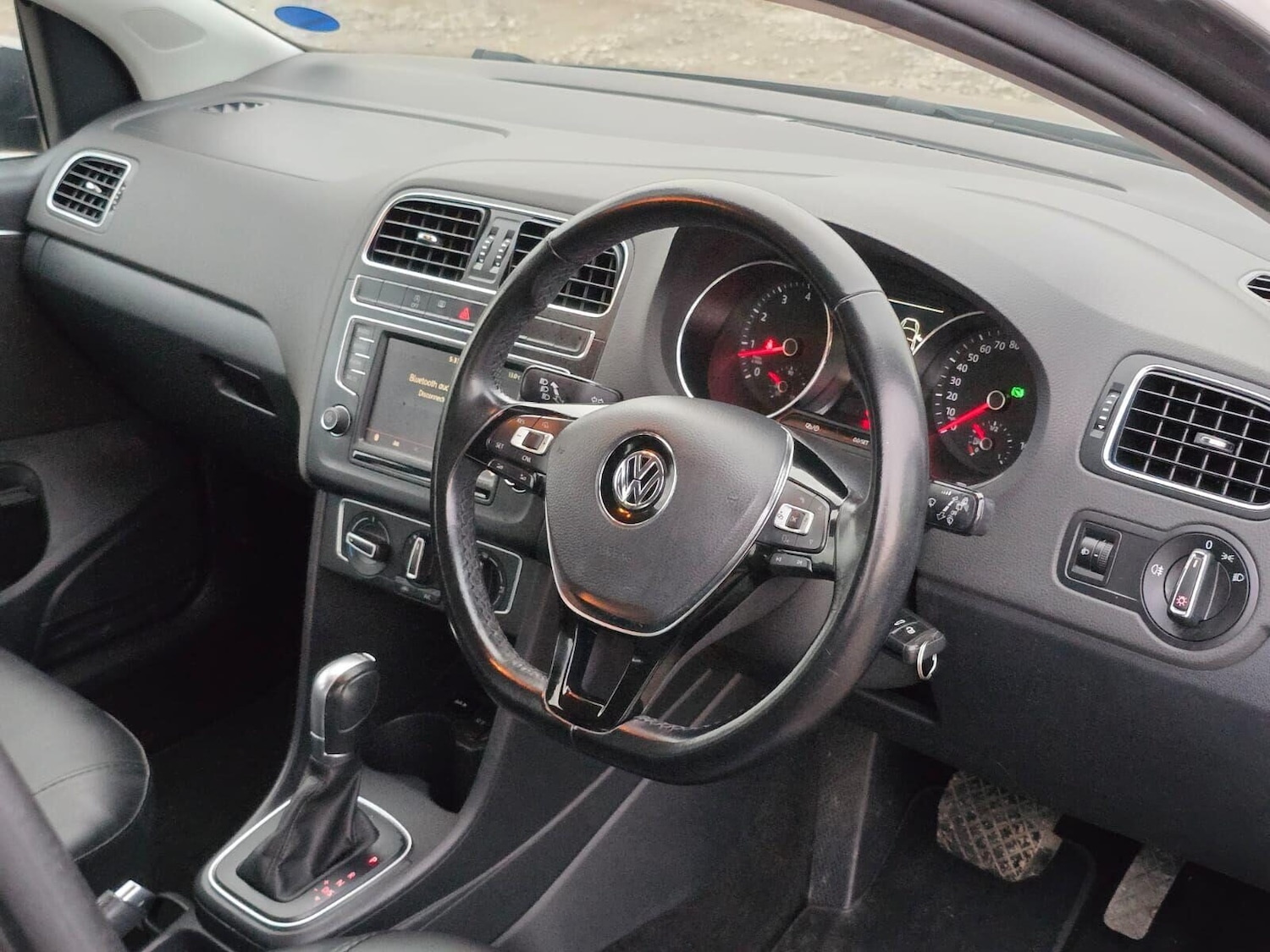 Used Volkswagen Polo 2015 for sale - 76163871: Photo 20
