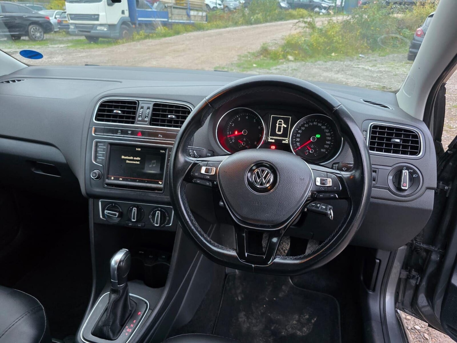 Used Volkswagen Polo 2015 for sale - 76163871: Photo 23