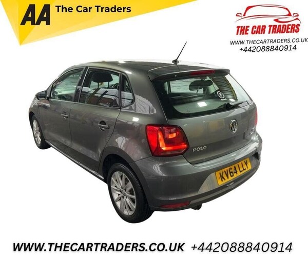 Used Volkswagen Polo 2015 for sale - 76163871: Photo 4