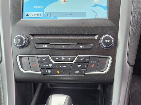 Used Ford Mondeo 2018 for sale - 75717511: Photo 36