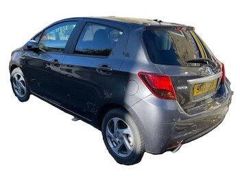 Used Toyota Yaris 2017 for sale - 78310159: Photo