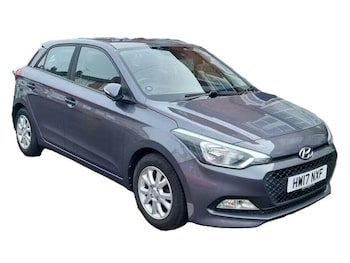 Used Hyundai i20 2017 for sale - 77616199: Photo
