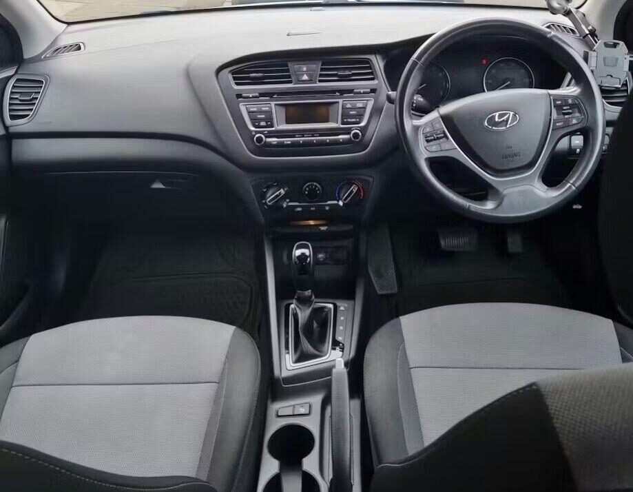 Used Hyundai i20 2017 for sale - 77616199: Photo 5