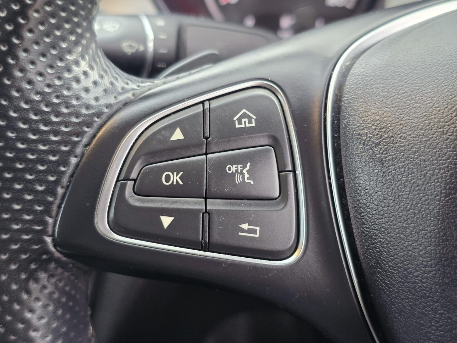 Used Mercedes-Benz C Class 2014 for sale - 77236165: Photo 24