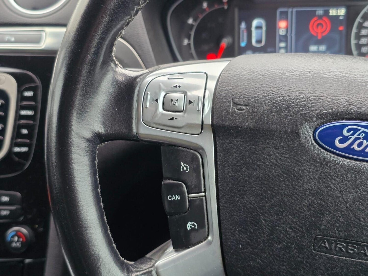 Used Ford S-Max 2012 for sale - 77199320: Photo 28