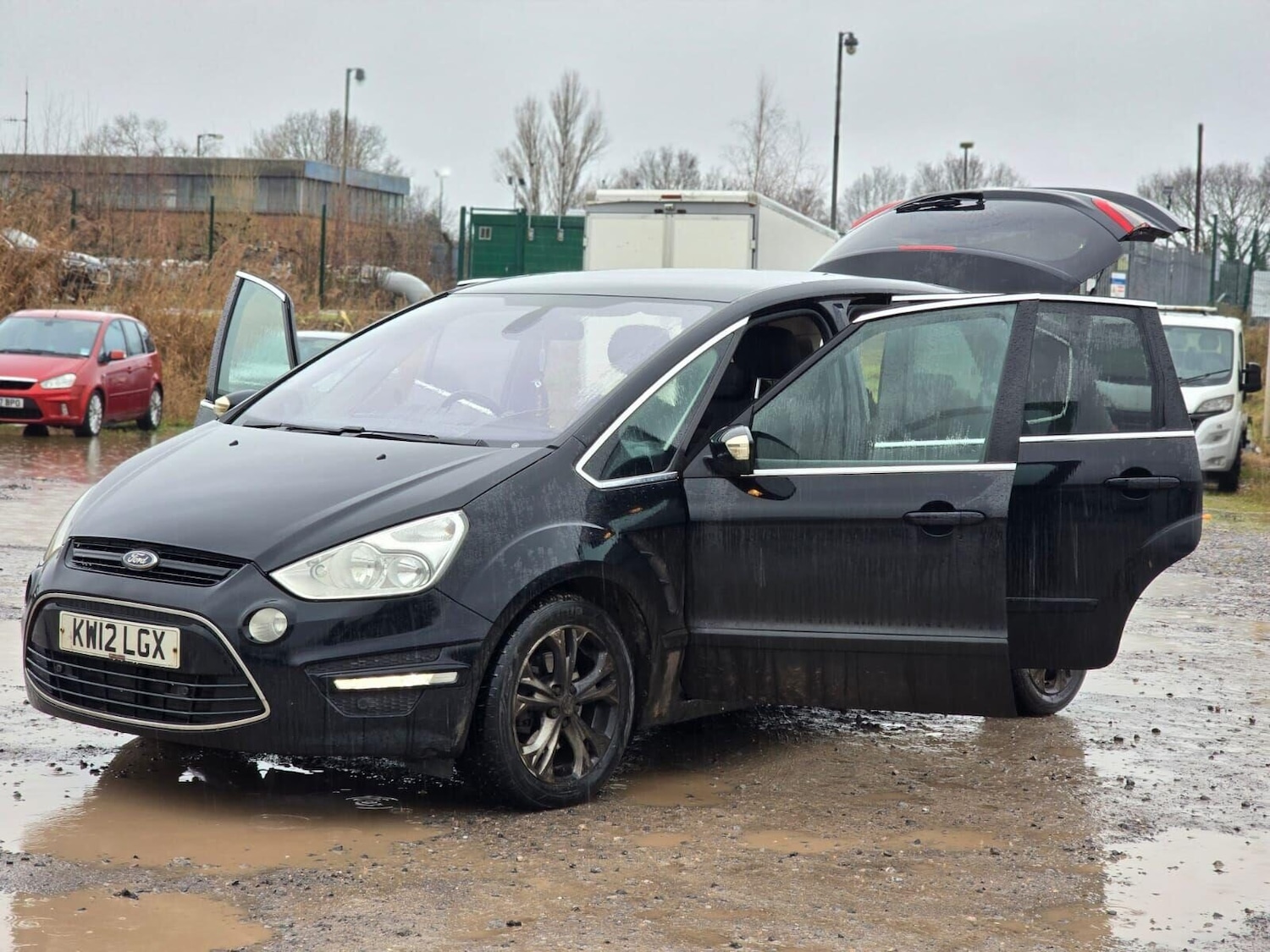Used Ford S-Max 2012 for sale - 77199320: Photo 9