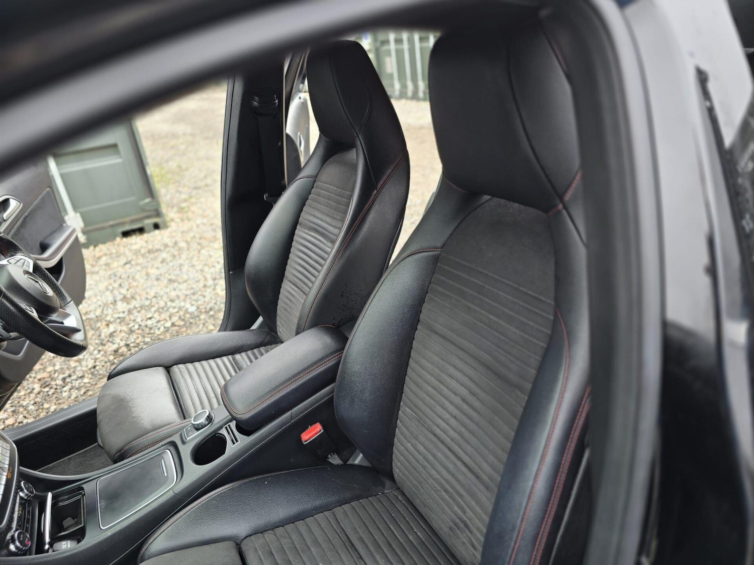 Used Mercedes-Benz A-Class 2018 for sale - 77616181: Photo 41