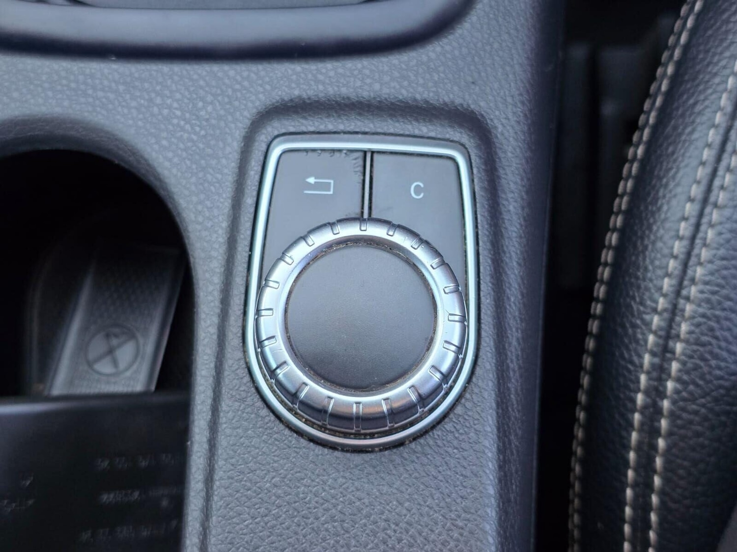 Used Mercedes-Benz A-Class 2015 for sale - 76631184: Photo 25