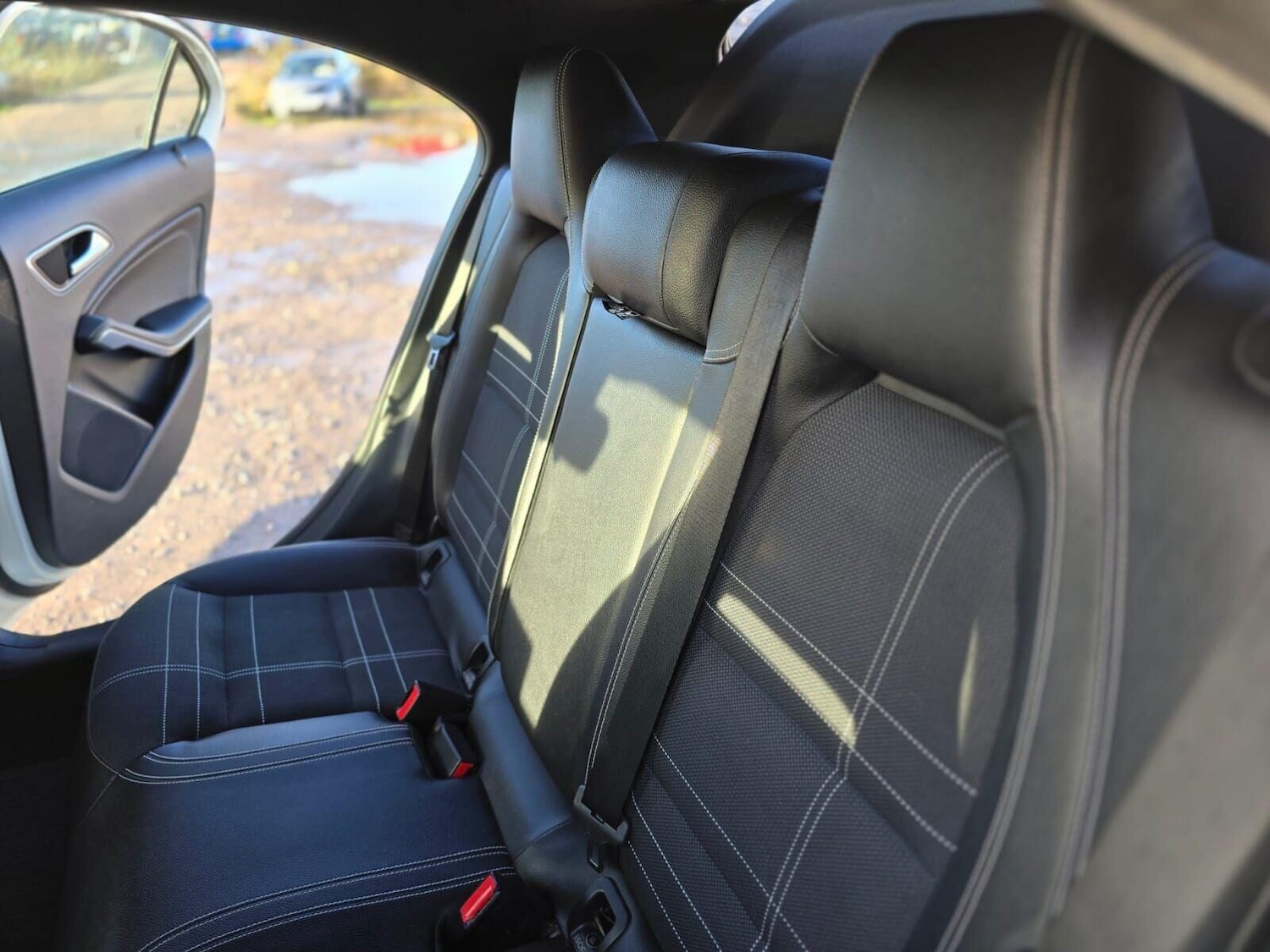 Used Mercedes-Benz A-Class 2015 for sale - 76631184: Photo 32