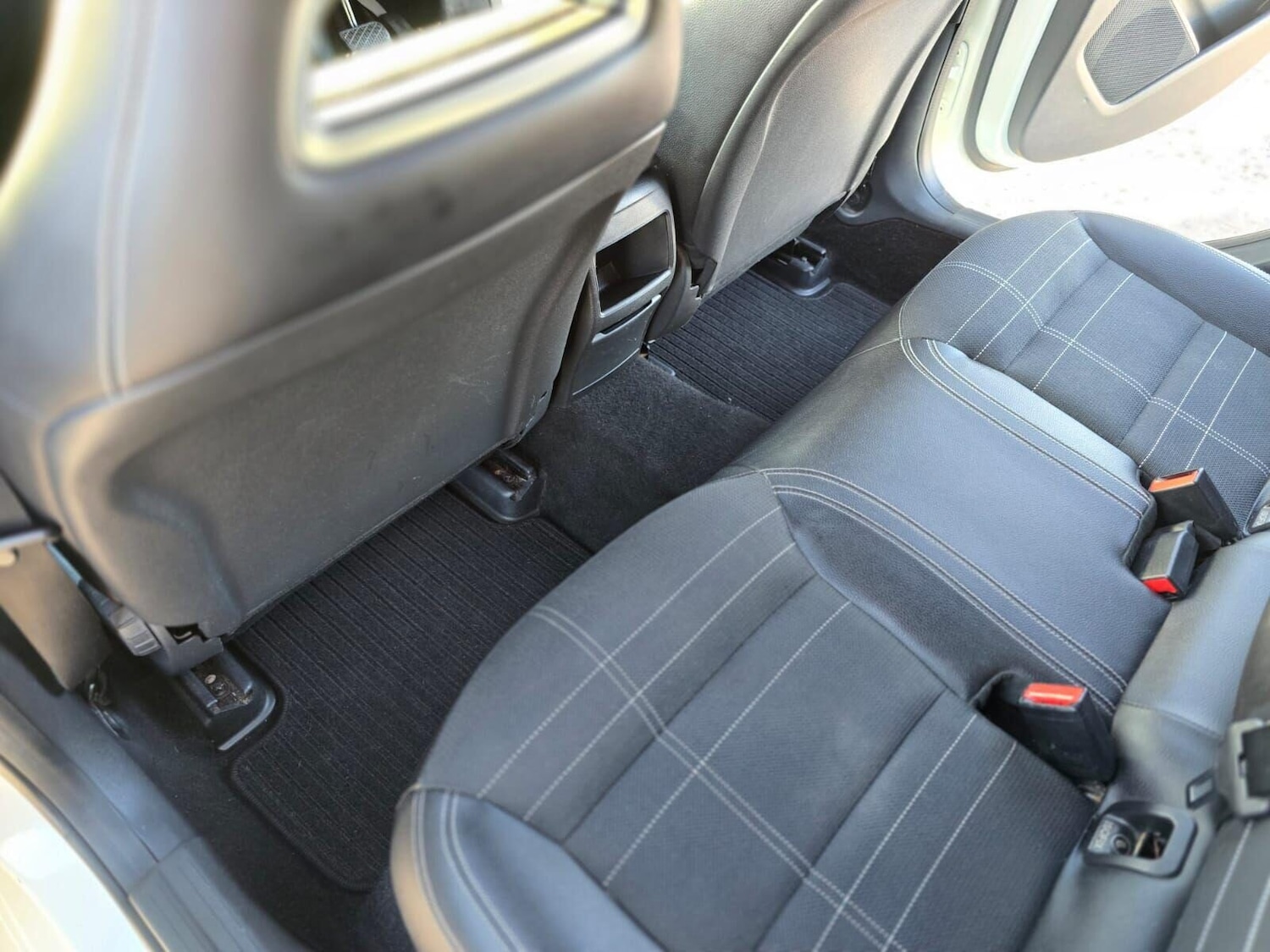 Used Mercedes-Benz A-Class 2015 for sale - 76631184: Photo 54