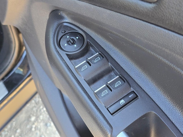 Used Ford Kuga 2017 for sale - 75457281: Photo 57