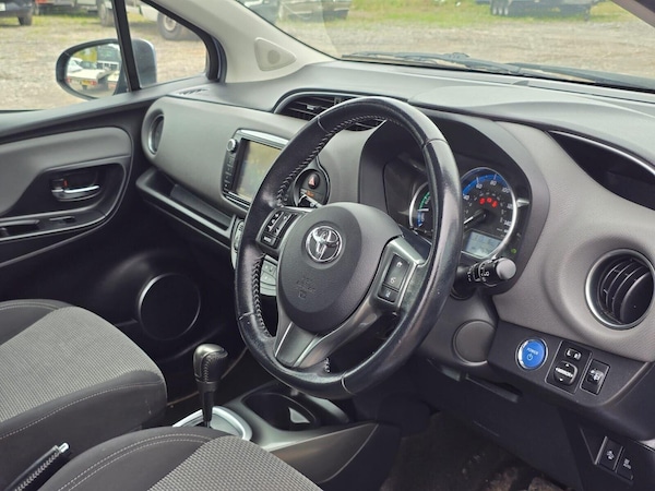 Used Toyota Yaris 2016 for sale - 75679975: Photo 18