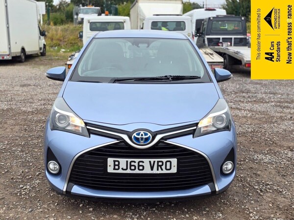 Used Toyota Yaris 2016 for sale - 75679975: Photo 2
