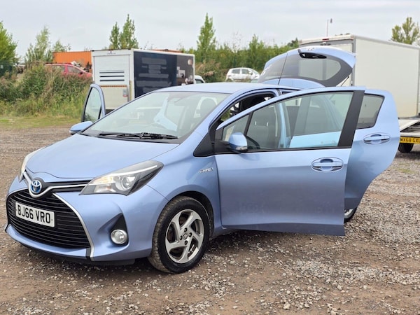 Used Toyota Yaris 2016 for sale - 75679975: Photo 8