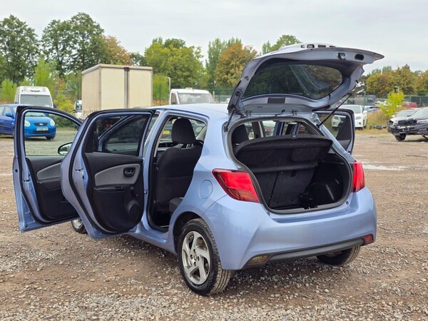 Used Toyota Yaris 2016 for sale - 75679975: Photo 9