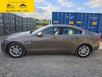 Used Jaguar XE 2015 for sale - 79018265: Photo