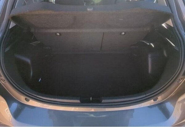 Used Toyota Yaris 2020 for sale - 76211426: Photo 12