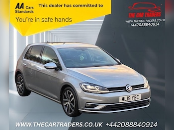 Used Volkswagen Golf 2019 for sale - 76581291: Photo