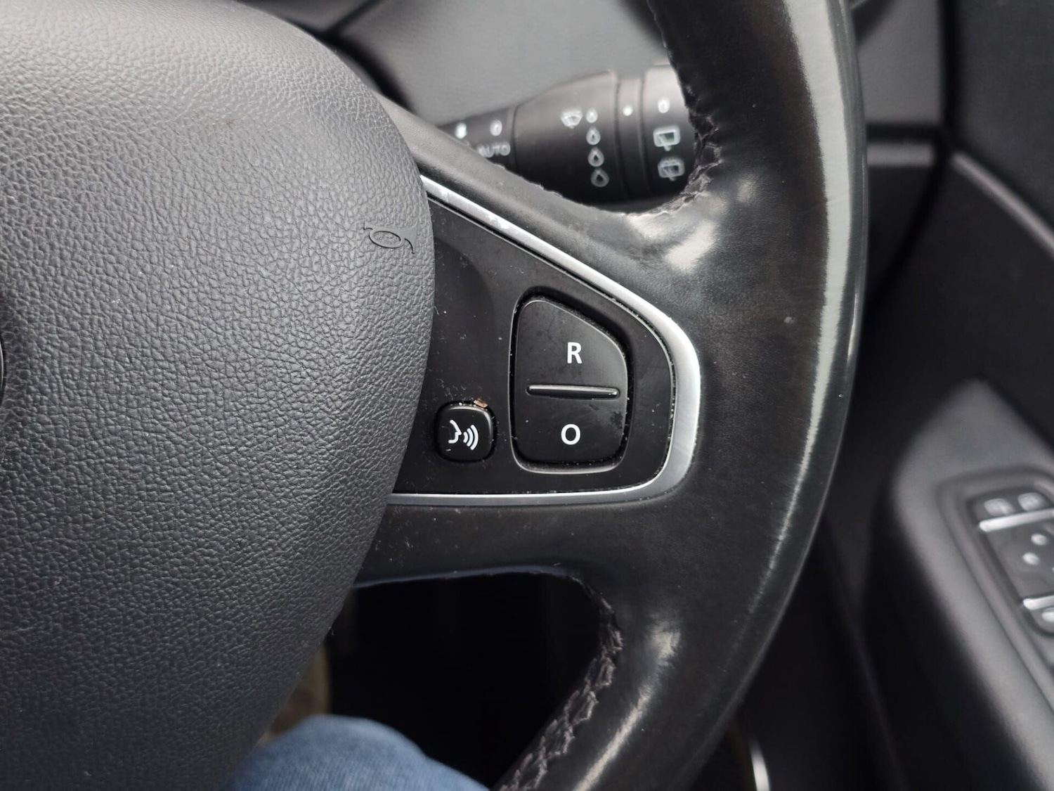 Used Renault Captur 2018 for sale - 77483332: Photo 27