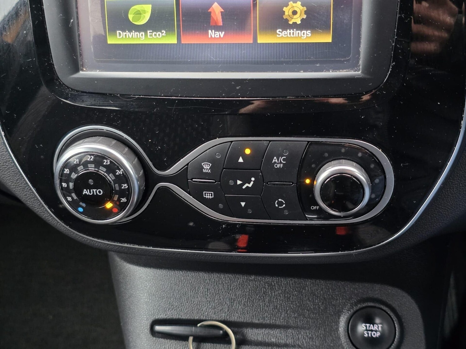 Used Renault Captur 2018 for sale - 77483332: Photo 33