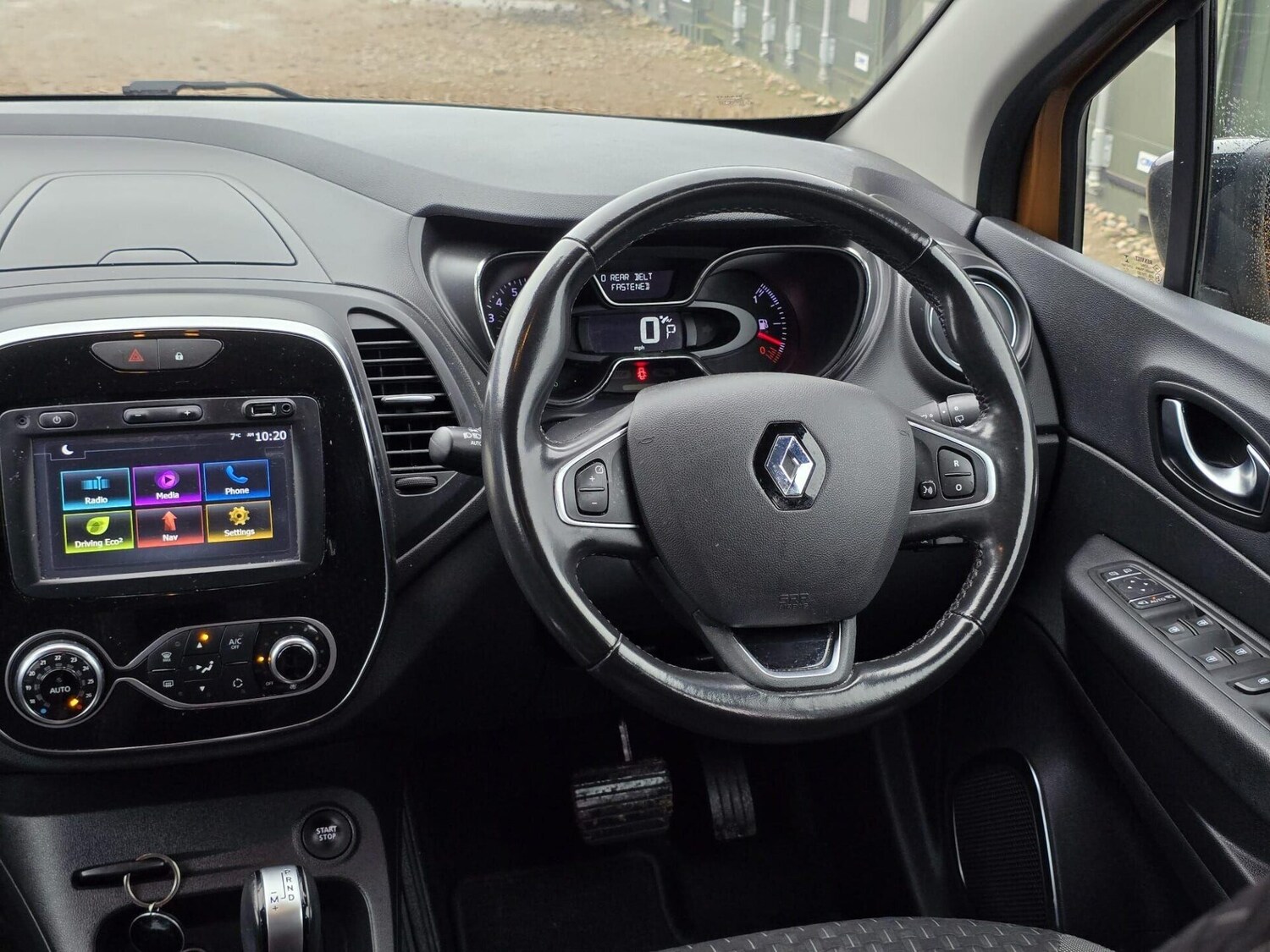 Used Renault Captur 2018 for sale - 77483332: Photo 55